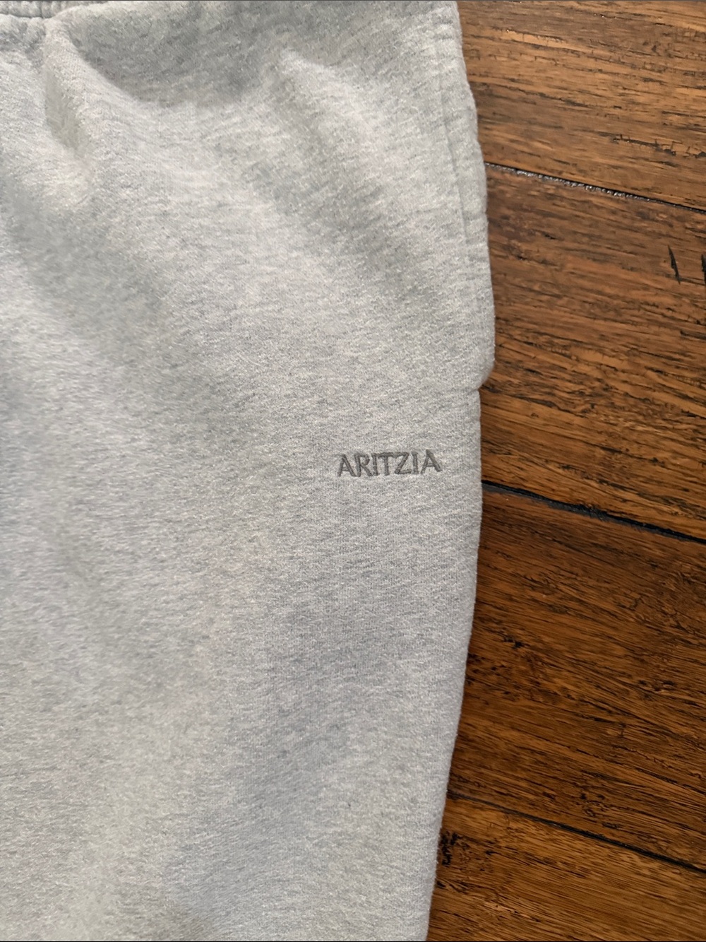 Aritzia women’s light Gray Sweatpants - Picture 2 of 5